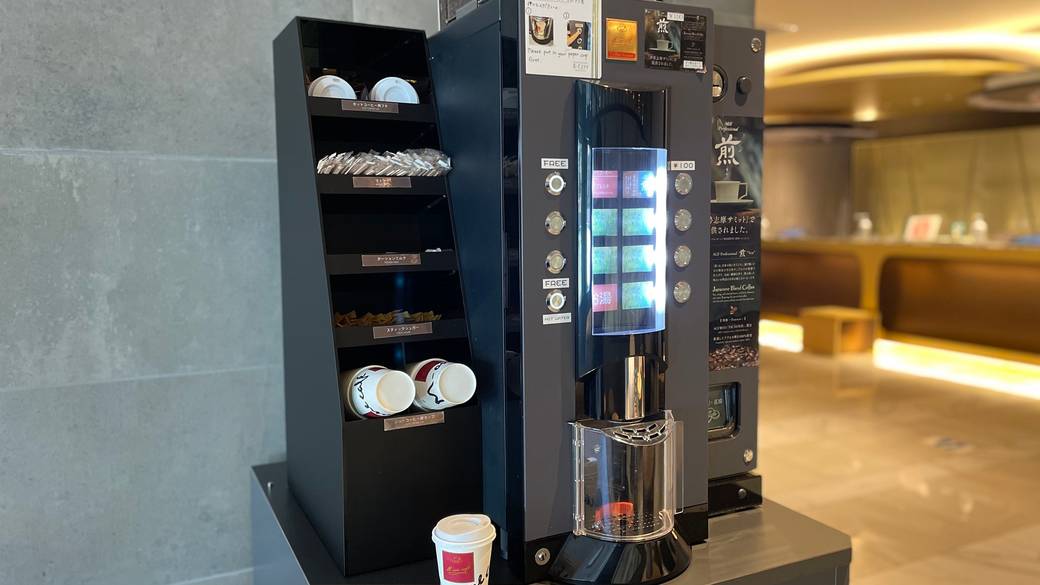 ロビーのコーヒーマシン / 3