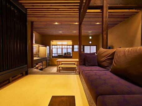 禅（ZEN）御所西邸 / 1