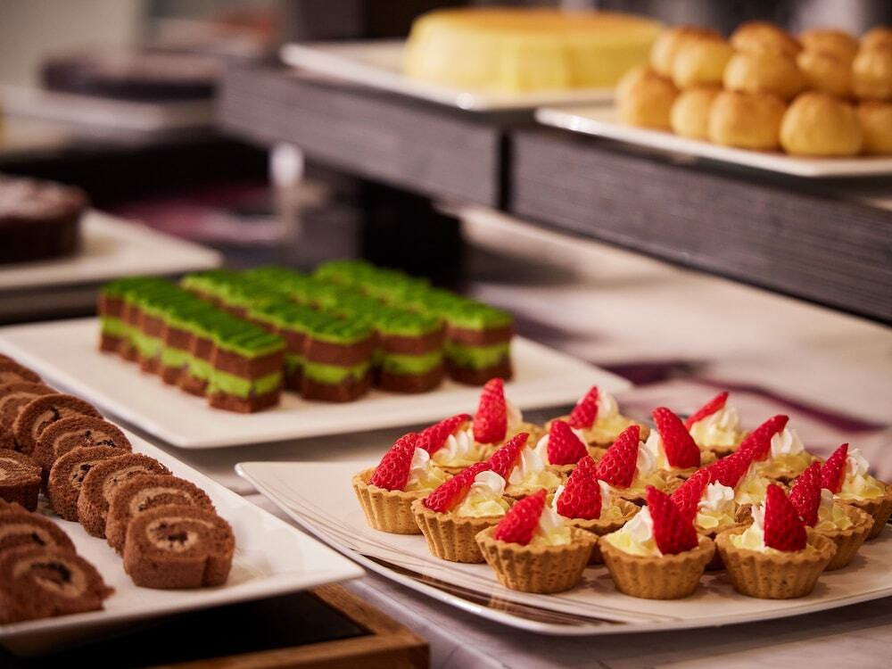 種類豊富なデザート3672862