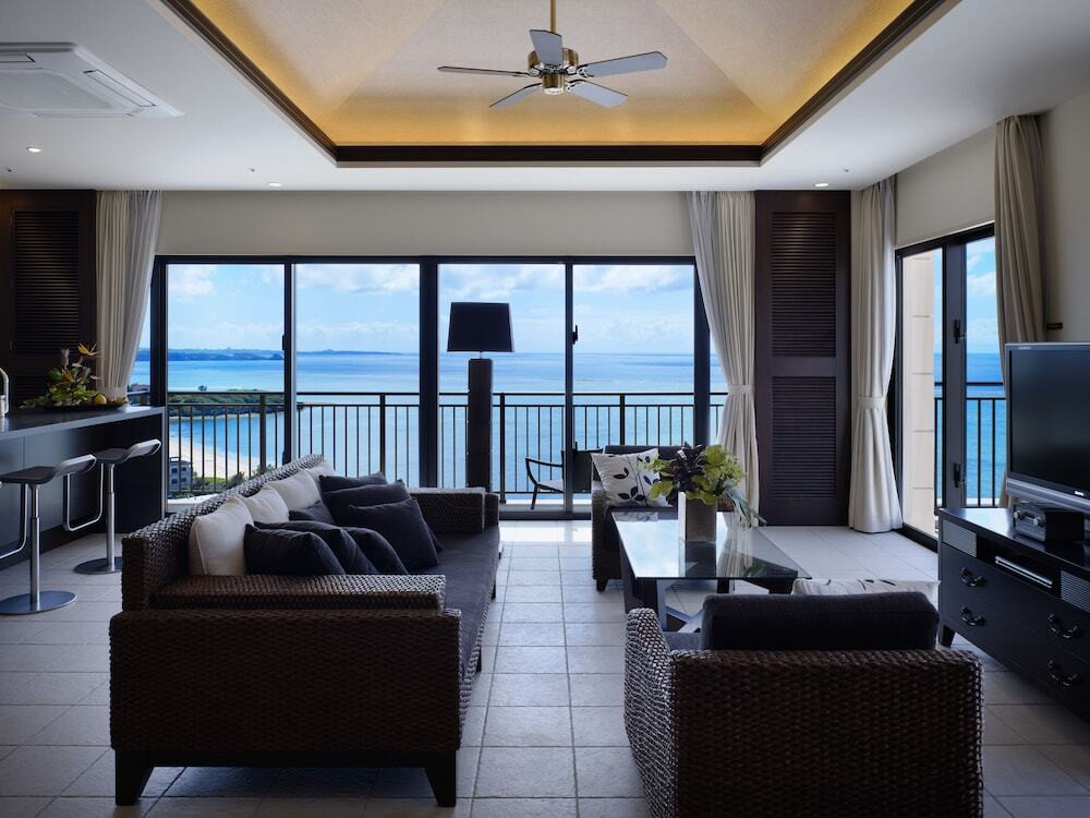 ビーチ沿いの絶景インフィニティプールが楽しめるリゾートホテル3657543