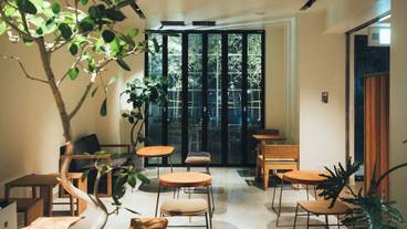 ロビー応接スペース / 3