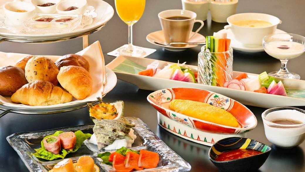 朝から幸せ気分
ボリューム満点の朝食 / 2