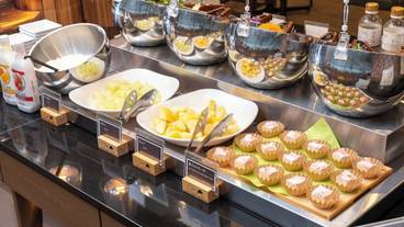 朝食ビュッフェ / 11