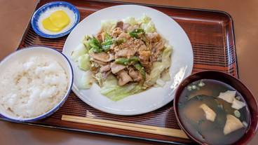 食事・飲み物 / 1