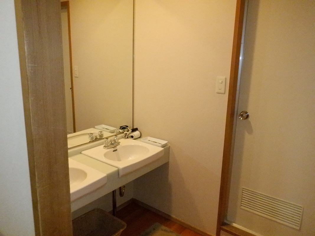 トイレと浴室は分かれています