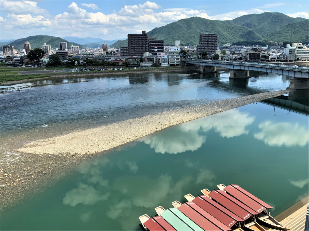 長良橋と鵜飼船