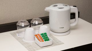 スタンダードルーム（大人2名用）ダブルベッド1台　喫煙可