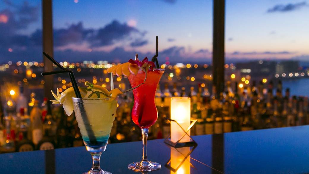 オリジナルのカクテルも / 1