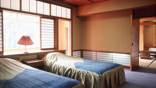 渓谷側　眺めの良い和洋室