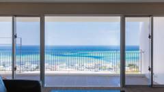 Condominium T‐Room