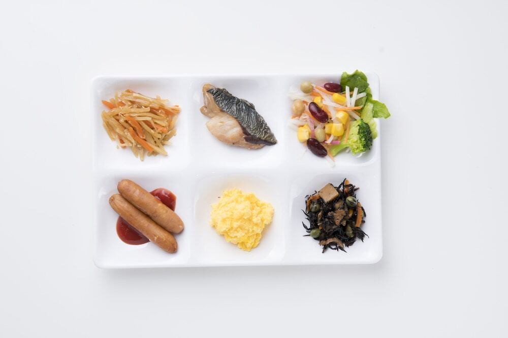朝食
