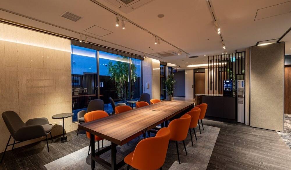 宿泊者専用ラウンジ② / 2