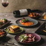 夕食は2階のレストランにて / 1