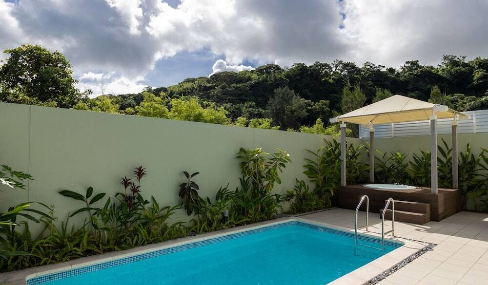 デイゴ　プール & ジャグジー / 2