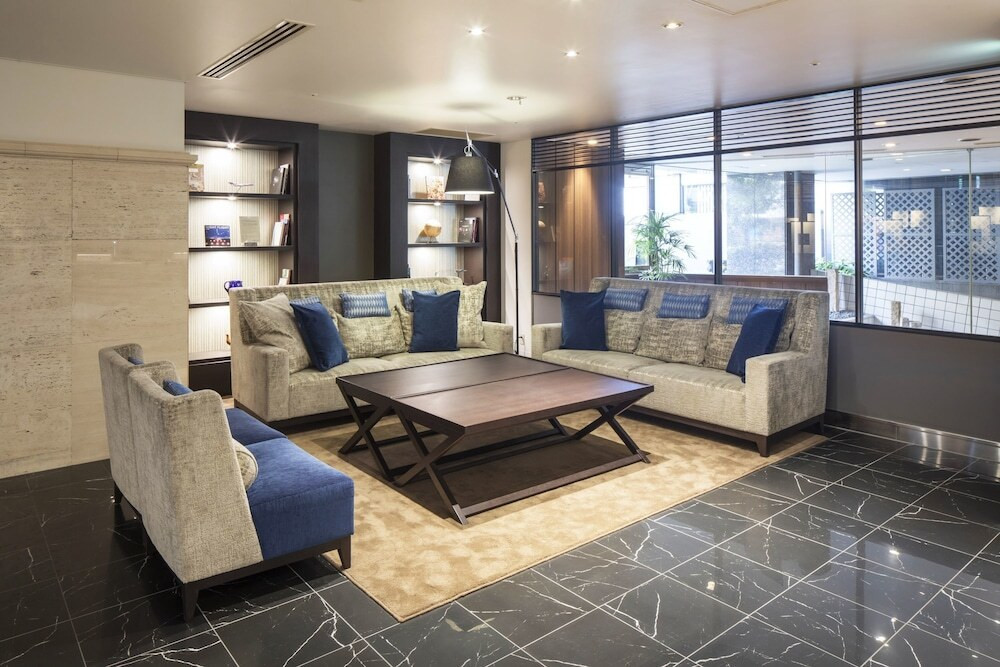 ロビーラウンジ