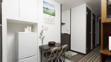 客室内のダイニングエリア / 22