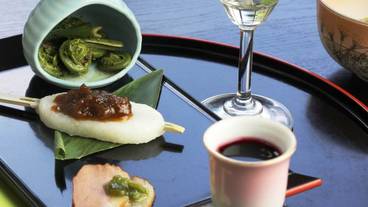 食事・飲み物 / 5