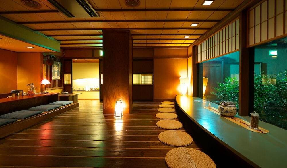 「宵月亭」で
湯上りのひと時を / 1