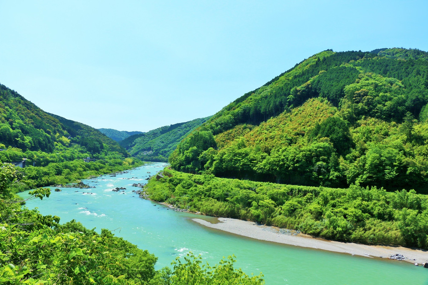 高知県　青空の四万十川