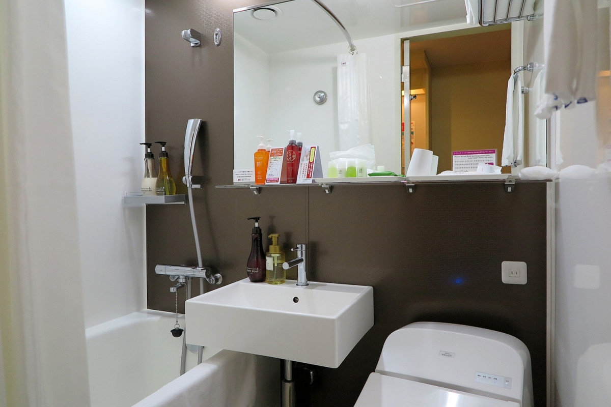 清潔感のあるバスルーム