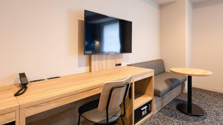 スタンダード ルーム シングルベッド 3 台 禁煙