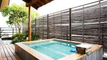 屋外スパ浴槽 / 1