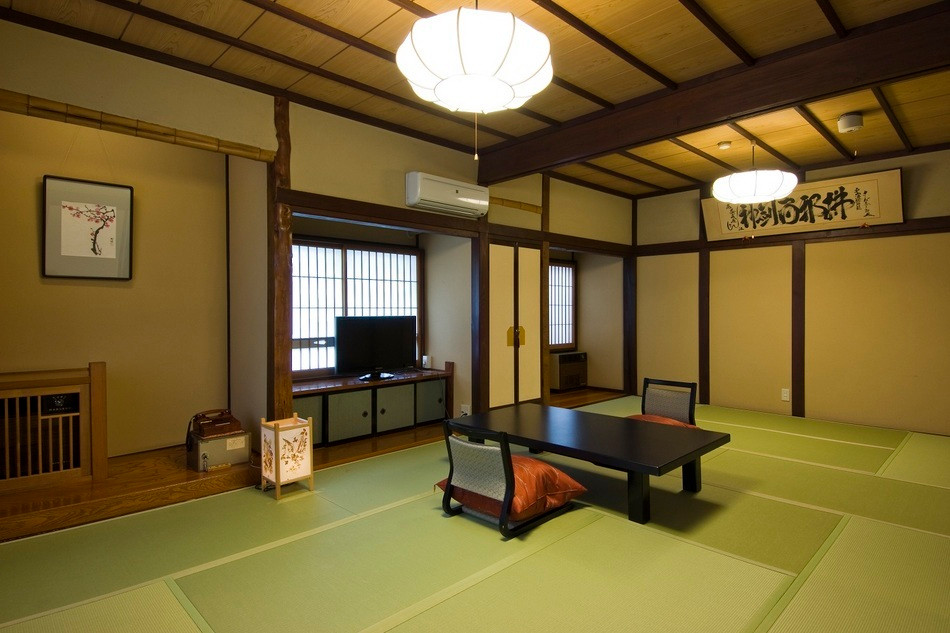 10.全室貸切風呂付きの贅沢なお宿「益成屋旅館」4063248