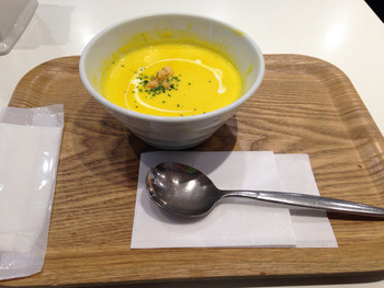 「ベリーベリースープ 新潟万代シテイ店」料理 1114222 パンプキンポタージュ（370円）