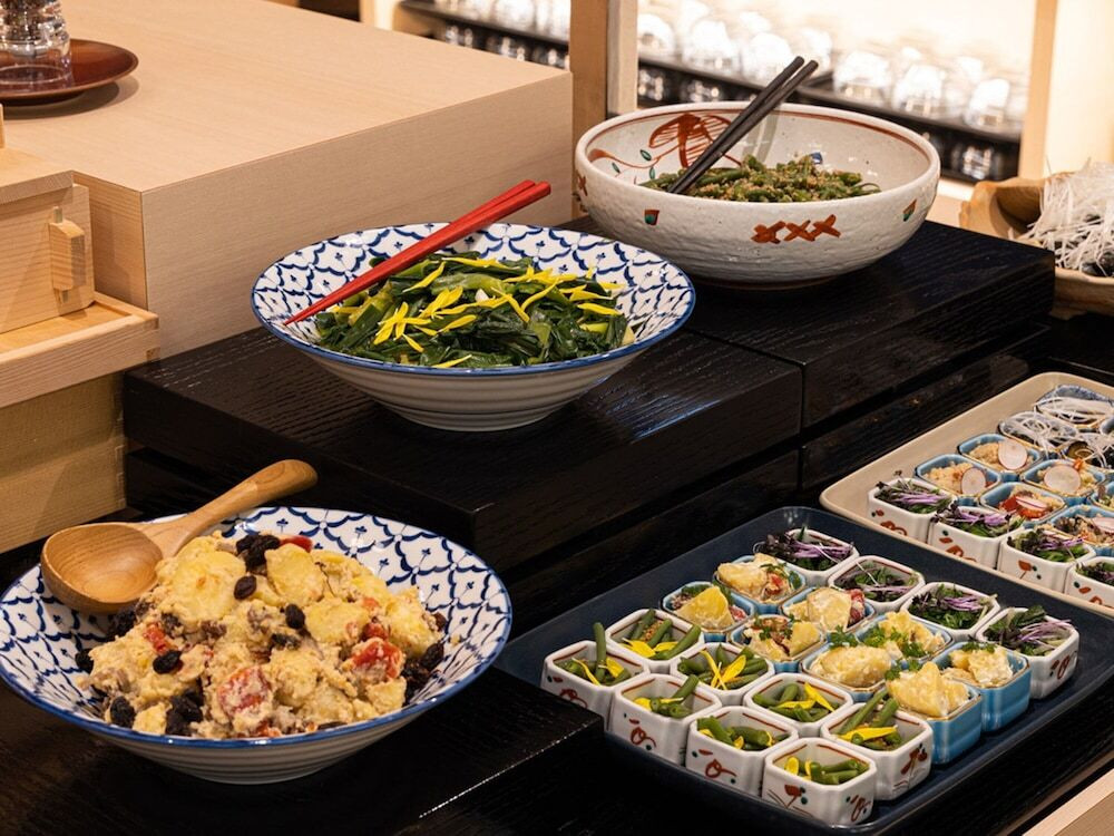 朝食