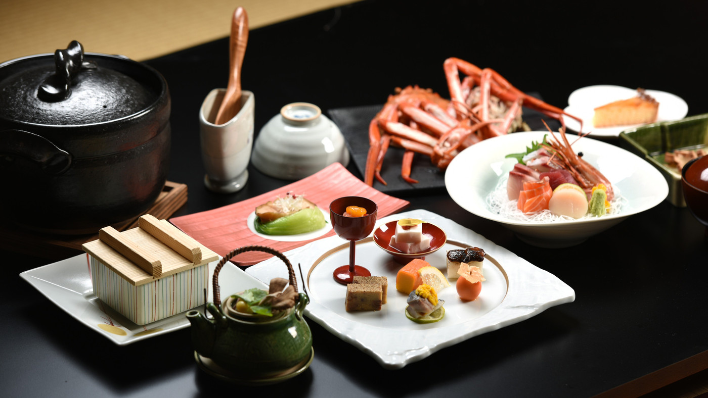 夕陽に染まる日本海を堪能できる大浴場！水族館も楽しんじゃおう♪3408513