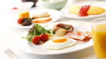 食事・飲み物 / 3