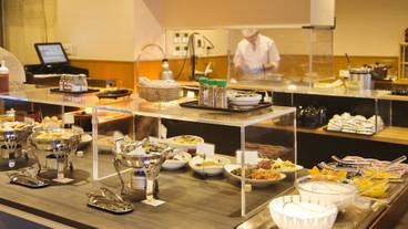 朝食ビュッフェ / 3