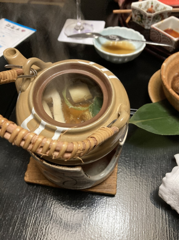 松茸の土瓶蒸し