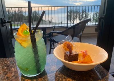 琉球ホテル&リゾート 名城ビーチ Premier Club Lounge