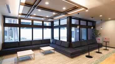 ロビー応接スペース / 11