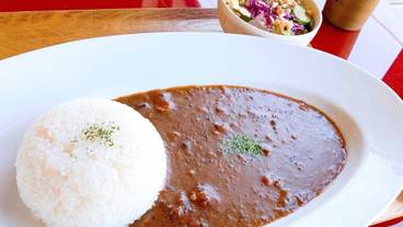 食事・飲み物 / 3