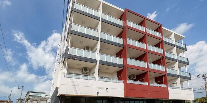 Mr.KINJO in HAIBISU 喜名(沖縄県 アパートメント) / 1