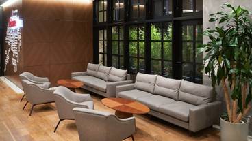 内部エントランス / 2