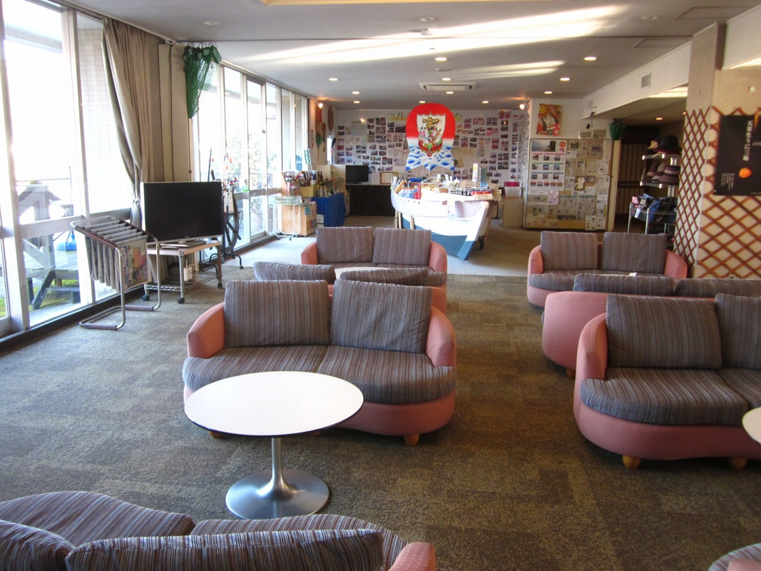 庫のロビー感もレトロでしょう！