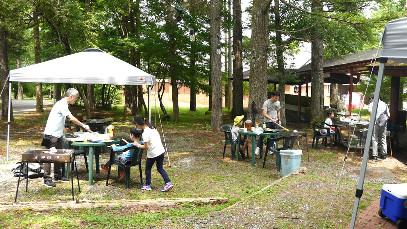 野外炊飯場でみんなとワイワイBBQパーティー♪3484659