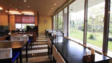 食事・飲み物 / 6