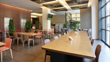 朝食スペース / 12