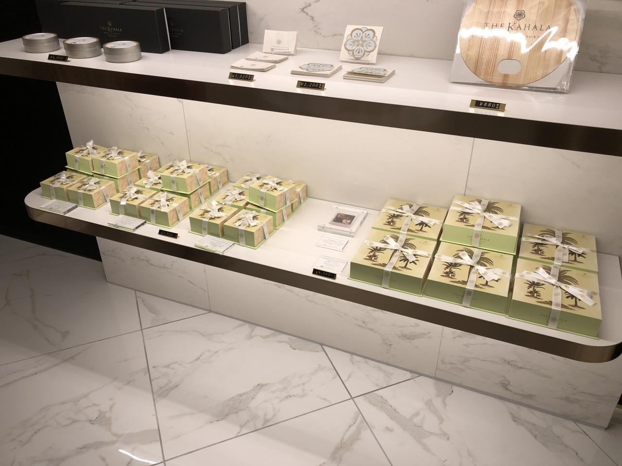 『THE KAHALA COLLECTION』で素敵なカハラのお土産を3721755