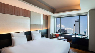 スーペリア ルーム キングベッド 1 台 エグゼクティブラウンジアクセス (Executive)