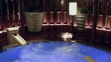 女湯展望露天風呂「はちきんの湯」 / 1