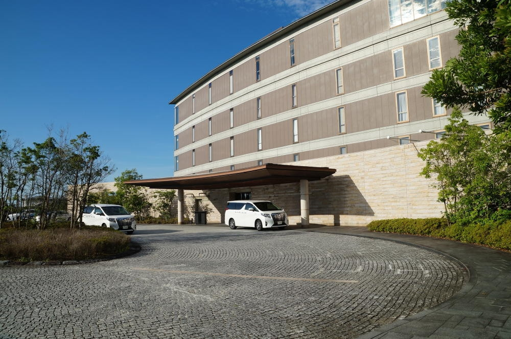 「ザ・ベイスイート」外観