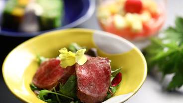 食事・飲み物 / 14