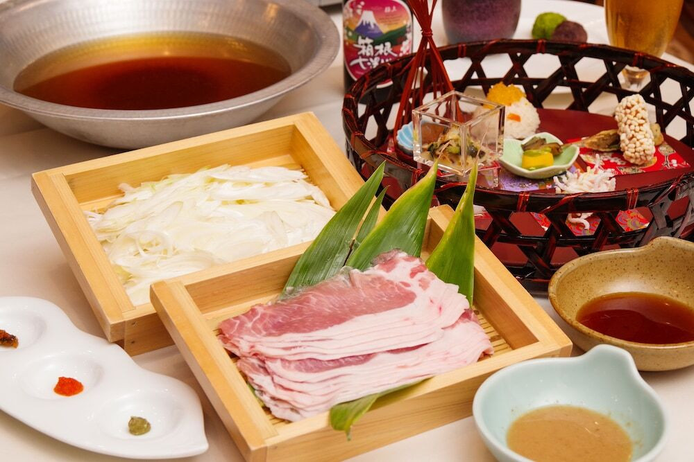 旅館のお食事処