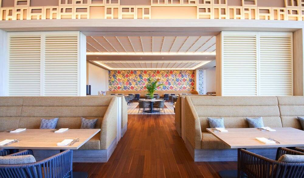 「ジノーン」内観 / 4