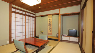 井山の間 和室6畳